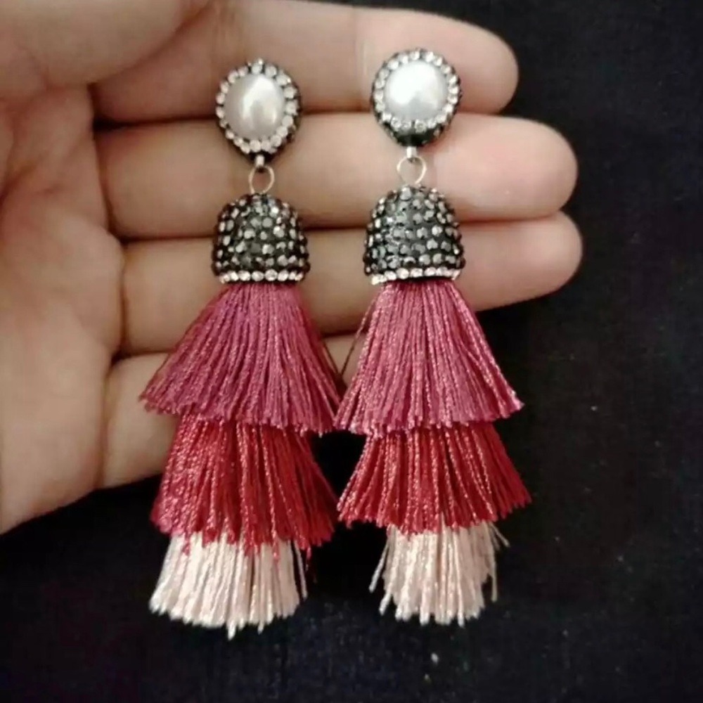 3 LAYERED TASSEL LUXURY EARRINGS!!💕💕💕
